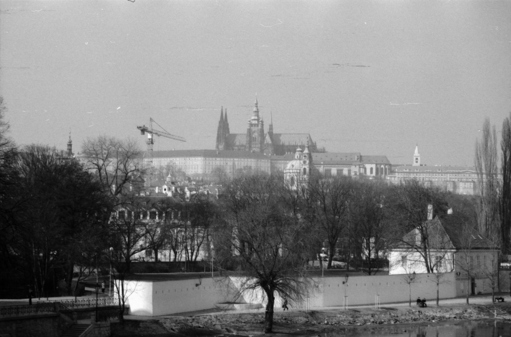 Image 19 of 63  -  154 kB