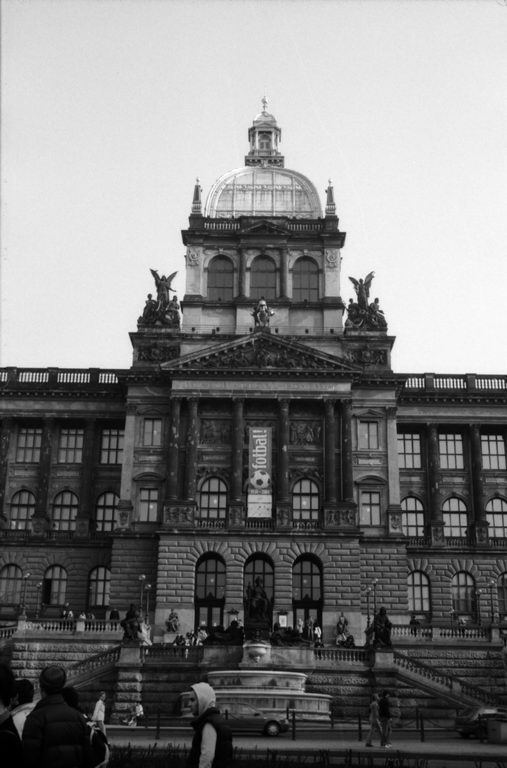 Image 60 of 63  -  63 kB