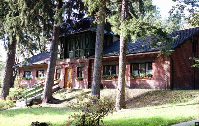 img00010.jpg