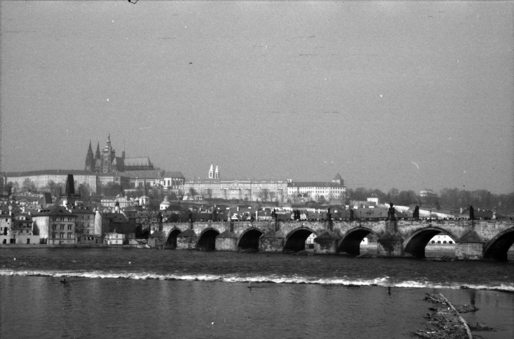 Image 10 of 63  -  163 kB